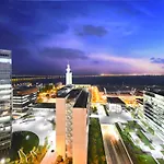 Panoramic Living