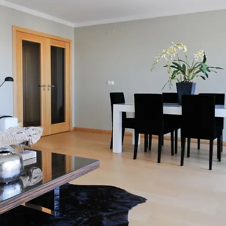 Panoramic Living Apartment *