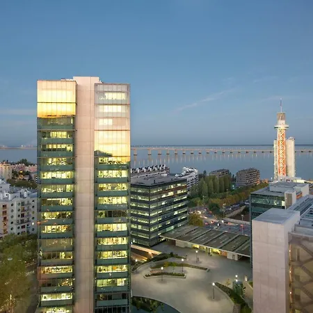 Panoramic Living *
