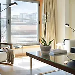 Panoramic Living Apartment